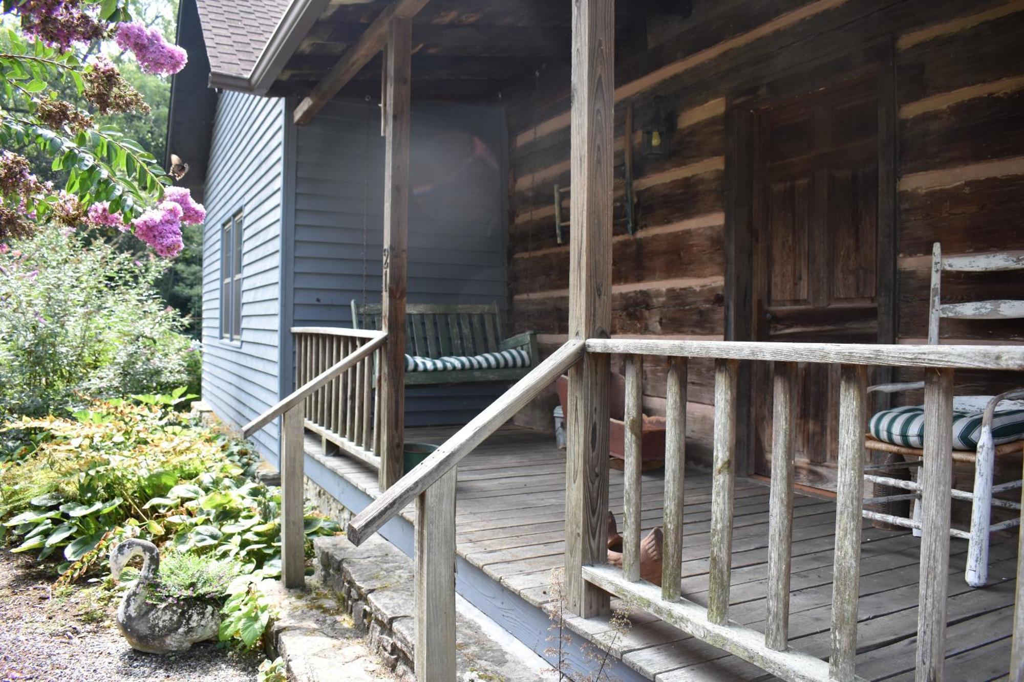 Restored1850S Log Cabin, With Gazebo And Gardens! 1 Mile To Downtown Weaverville Zewnętrze zdjęcie